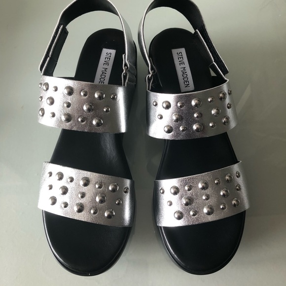 Steve Madden Shoes - *NIB* Steve Madden Radiate Platform Sandal
